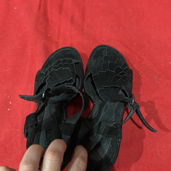 Born Black Women's Heels with Ruffle Detail - Picture 4 of 5